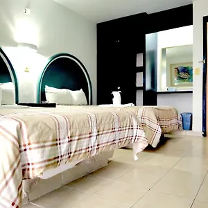 Hc International By R&t 4* Cancún