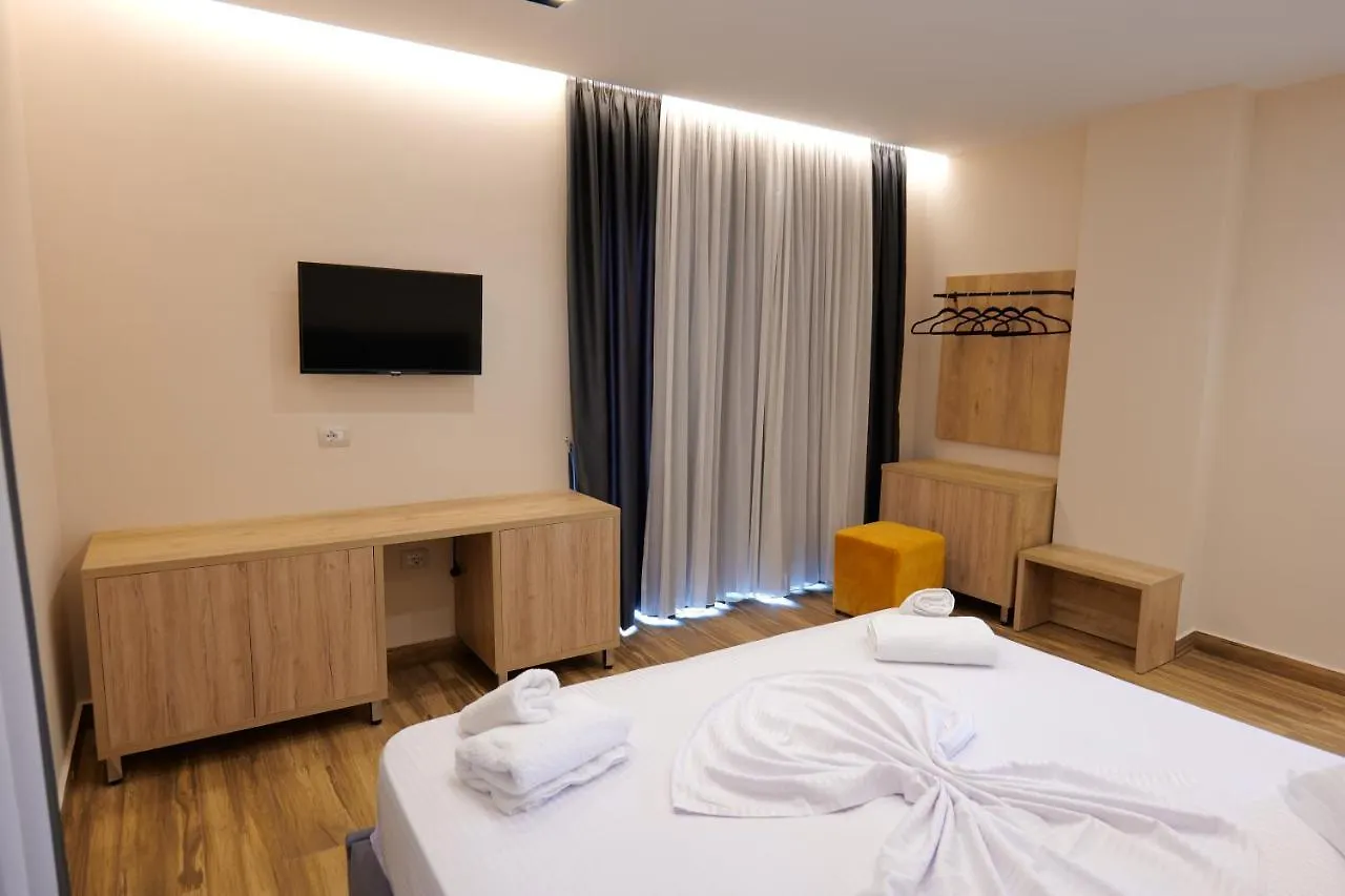 Hotel Alexander Ksamil